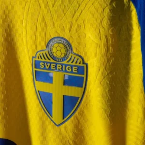 Sweden 2026 Home World Cup Shirt GYÖKERES #17 - Fan Version